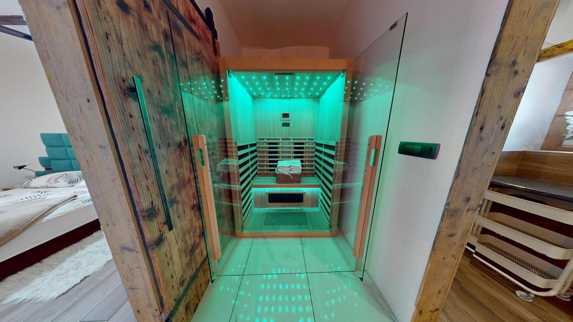 Resort Hisa Ida - Apartments With Hot Tub And Sauna Ivancna Gorica Esterno foto
