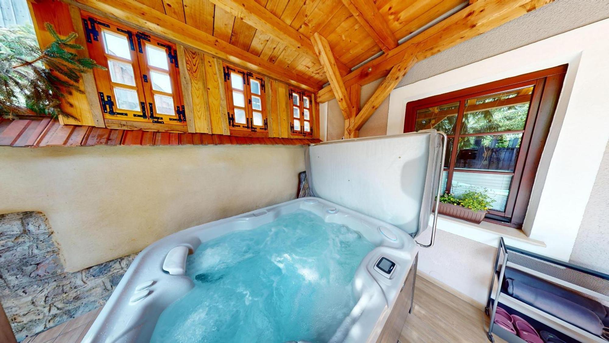Resort Hisa Ida - Apartments With Hot Tub And Sauna Ivancna Gorica Esterno foto