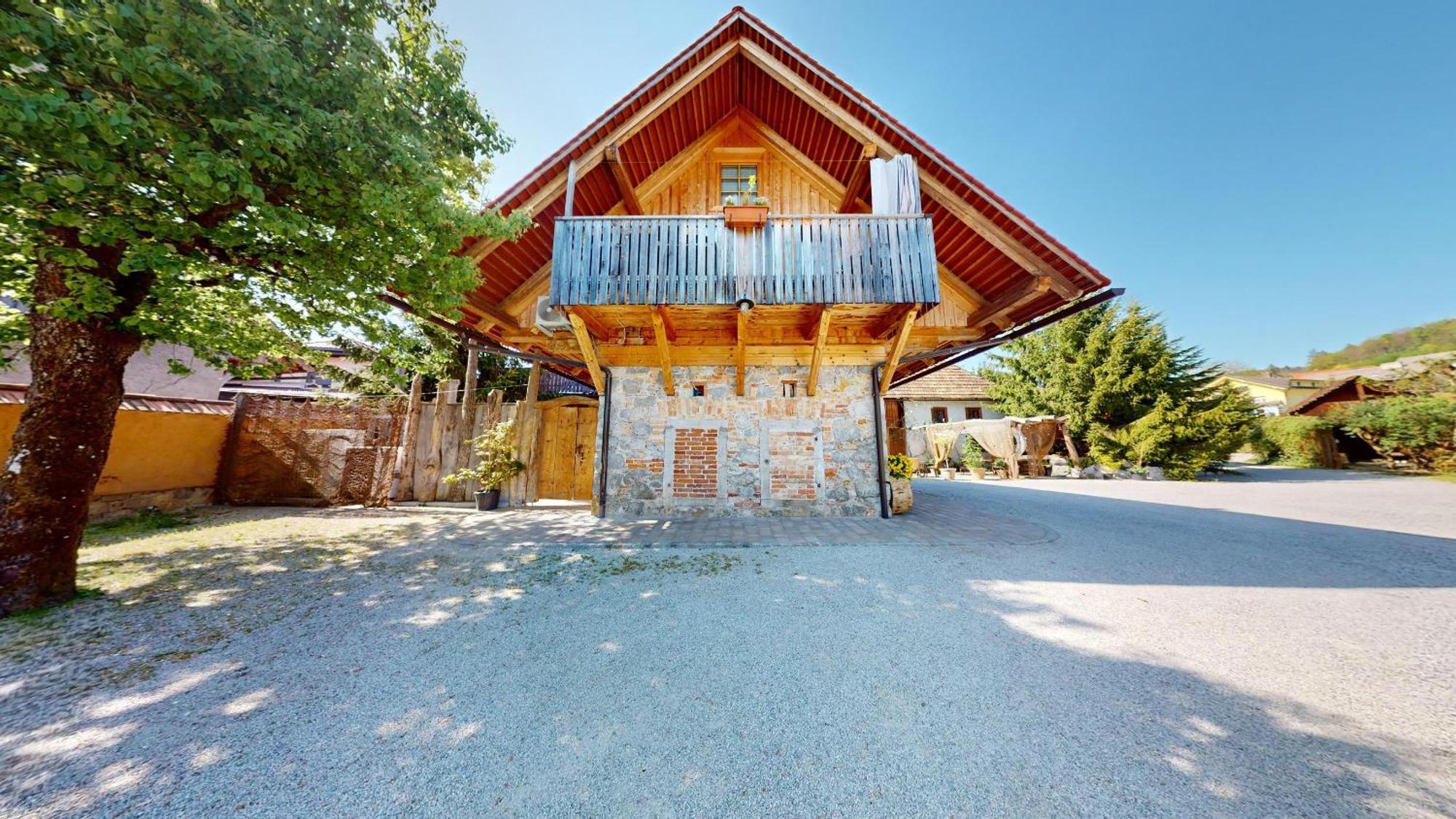 Resort Hisa Ida - Apartments With Hot Tub And Sauna Ivancna Gorica Esterno foto