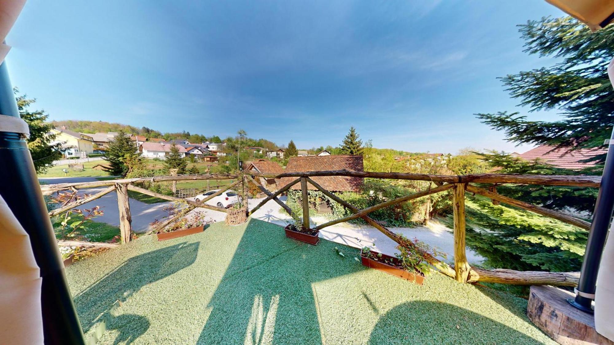 Resort Hisa Ida - Apartments With Hot Tub And Sauna Ivancna Gorica Camera foto