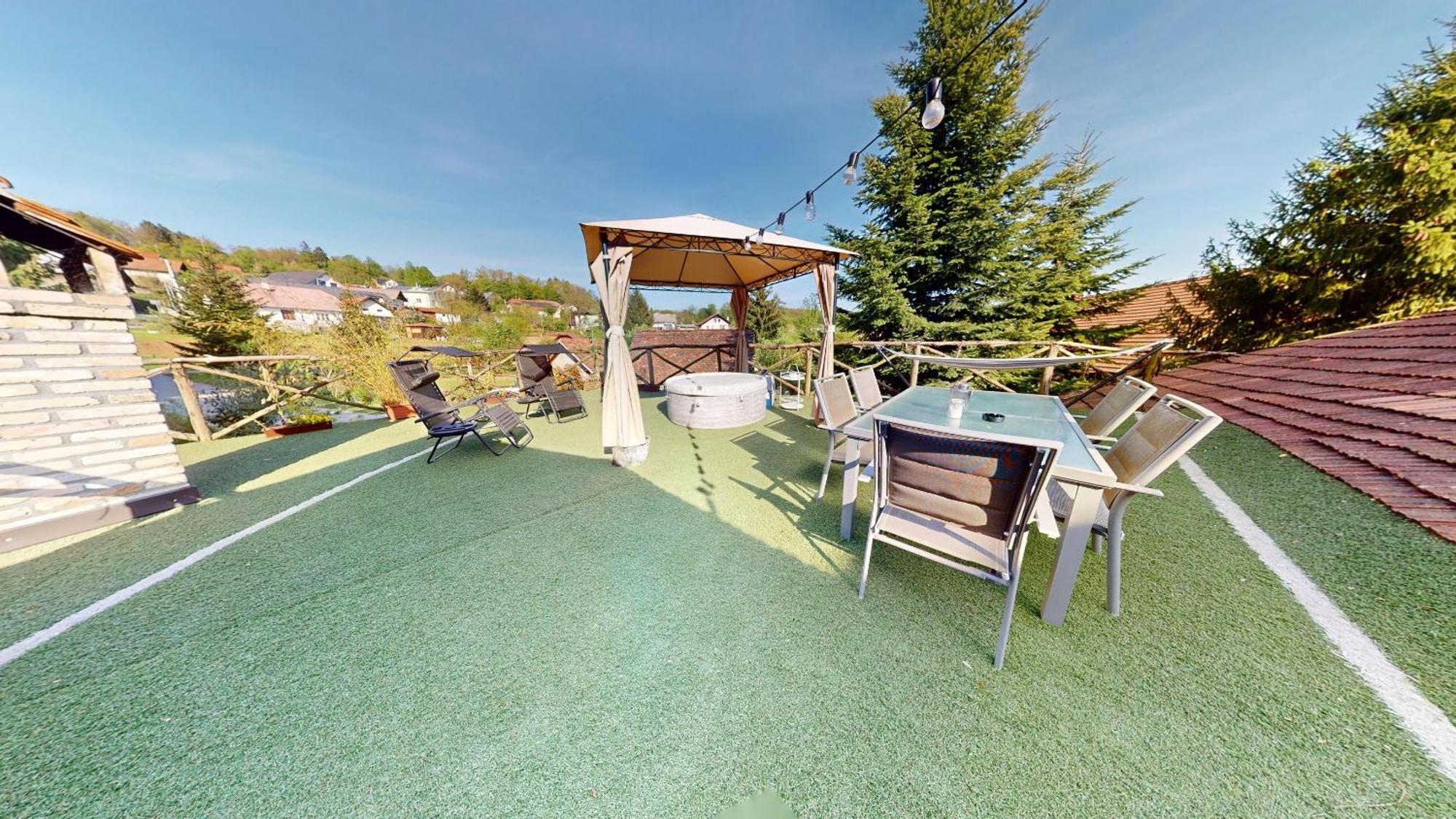 Resort Hisa Ida - Apartments With Hot Tub And Sauna Ivancna Gorica Esterno foto